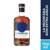 Ron LA HECHICERA reserva familiar  (700  ml)