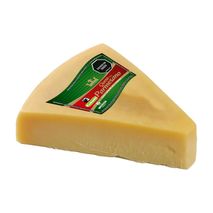 Queso parmesano  COLANTA porcionado en tienda