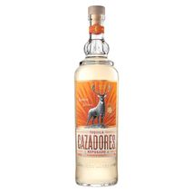 Tequila CAZADORES reposado  (700  ml)