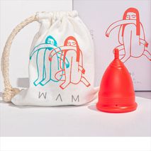Copa Menstrual De Silicona Médica Wam Color Rojo Coral Talla M