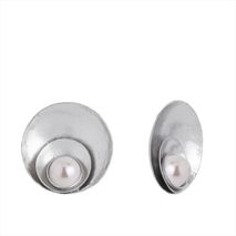 Aretes Concha Perlados Plateados T
